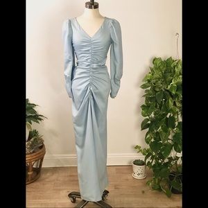 •𝕆𝕟𝕖 𝕠𝕗 𝕒 𝕂𝕚𝕟𝕕• VINTAGE CUSTOM Gown 💃🏻